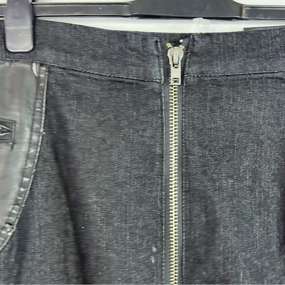 mblm skirt denim culture new with tags. Black Mini Skirt with Zipper Detail - Picture 6 of 10